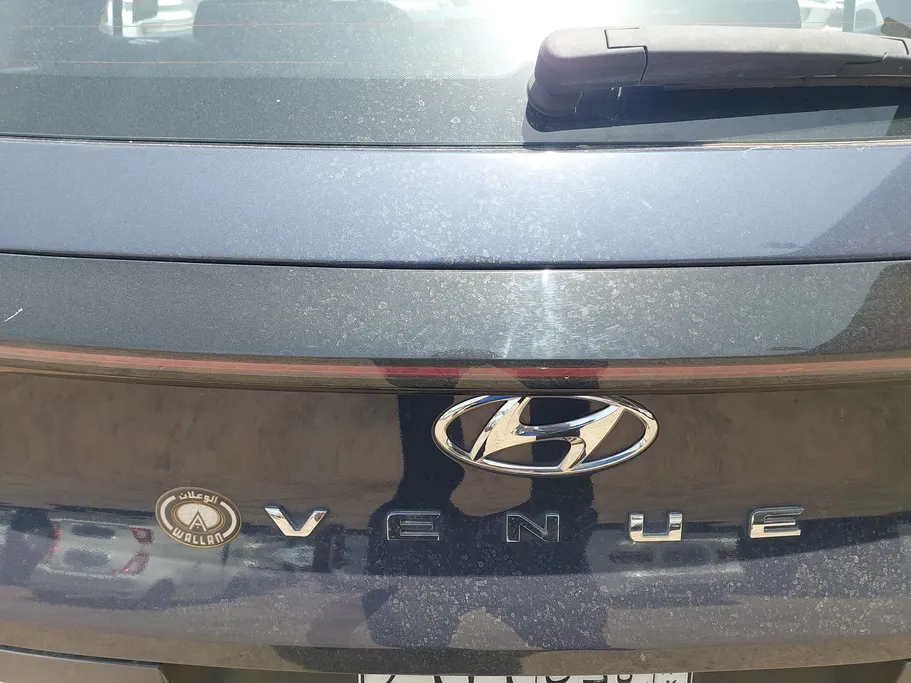 2024 Hyundai Venue Premium 