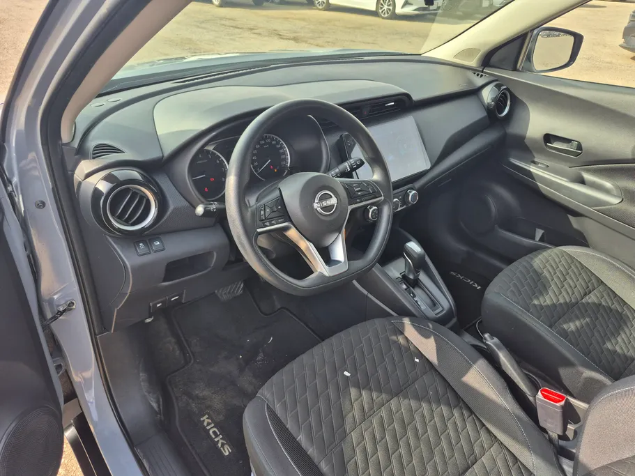 2024 Nissan Kicks S 