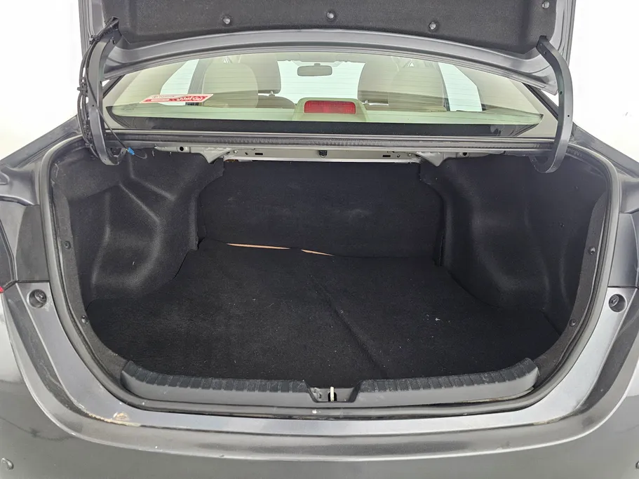 تويوتا يارس Y 2022 