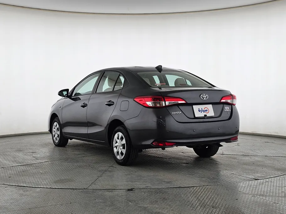 تويوتا يارس Y 2022 