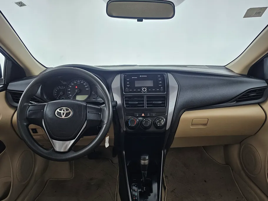 تويوتا يارس Y 2022 