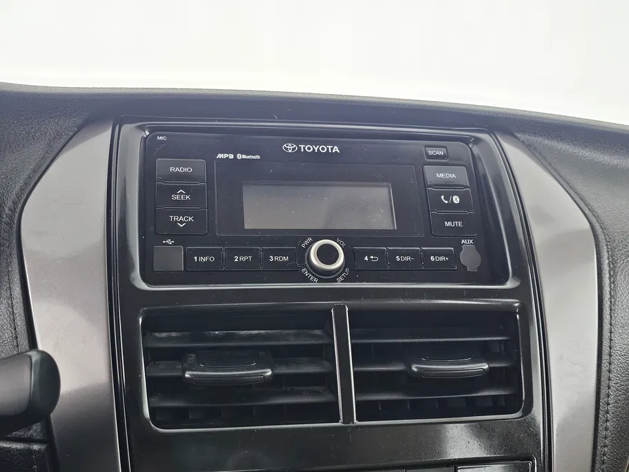 تويوتا يارس Y 2022 