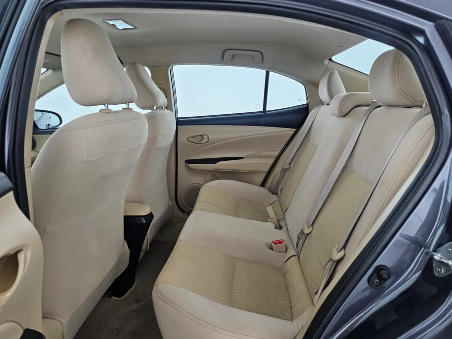 تويوتا يارس Y 2022 