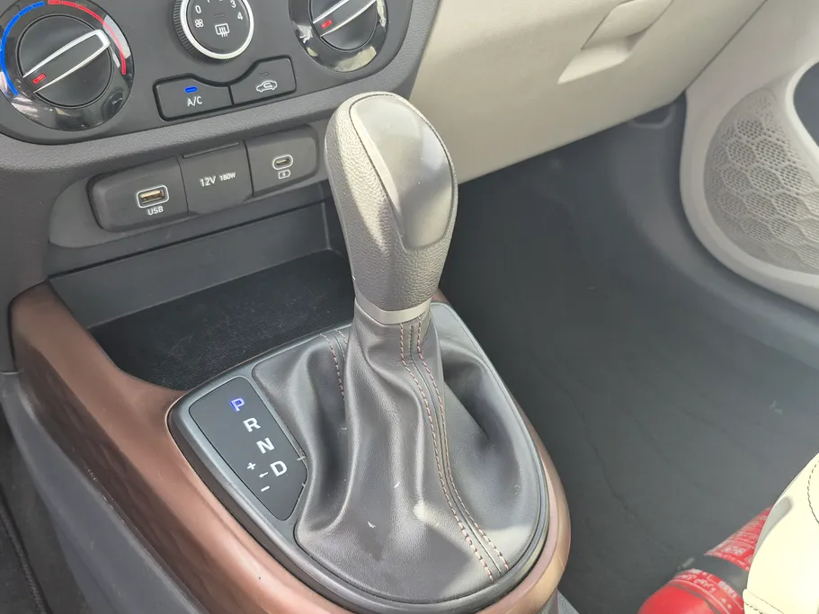 هيونداي Grand i10 فلييت 2024 