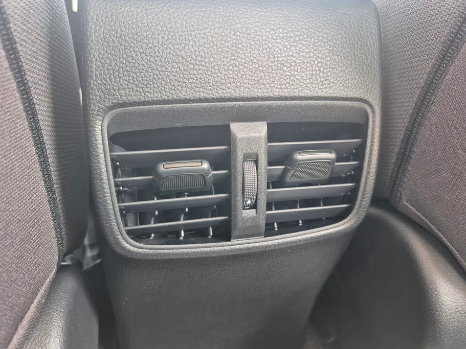 تويوتا كورولا XLI 2024 