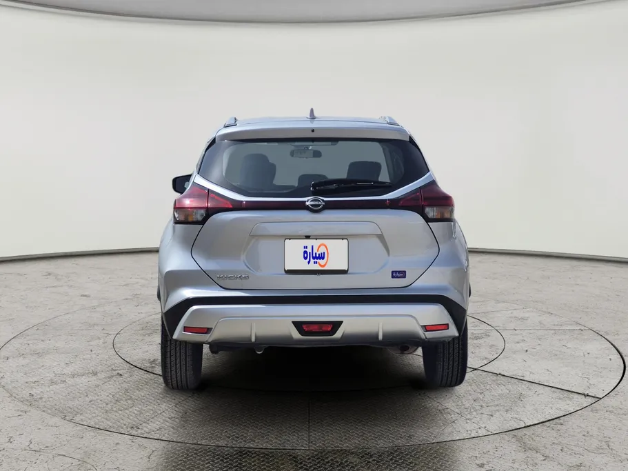 2024 نيسان Kicks S 