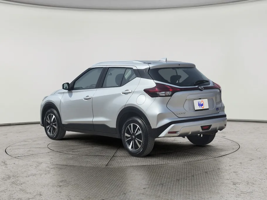 2024 نيسان Kicks S 