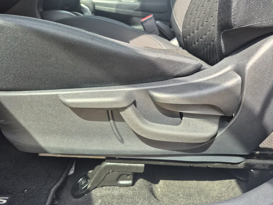 2024 نيسان Kicks S 