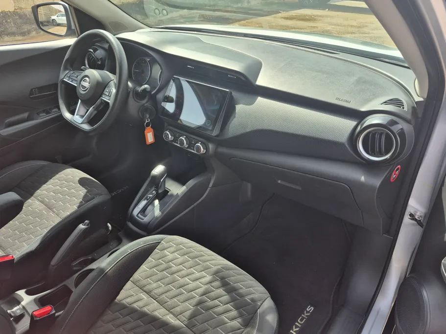 2024 نيسان Kicks S 