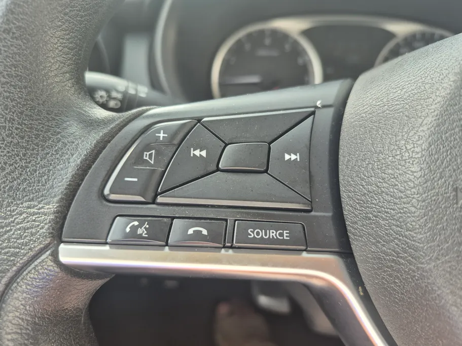 2024 نيسان Kicks S 