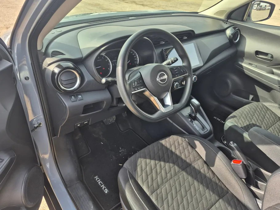 2024 Nissan Kicks S 