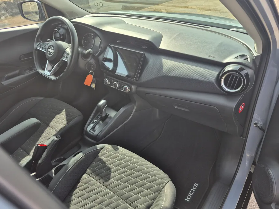 2024 Nissan Kicks S 