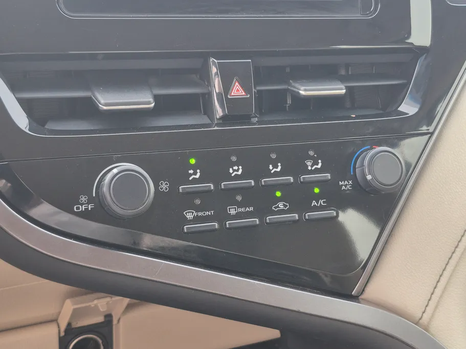 2024 Toyota Camry  LE 