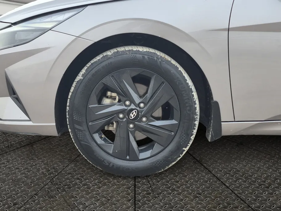 2023 هيونداي Elantra سمارت 