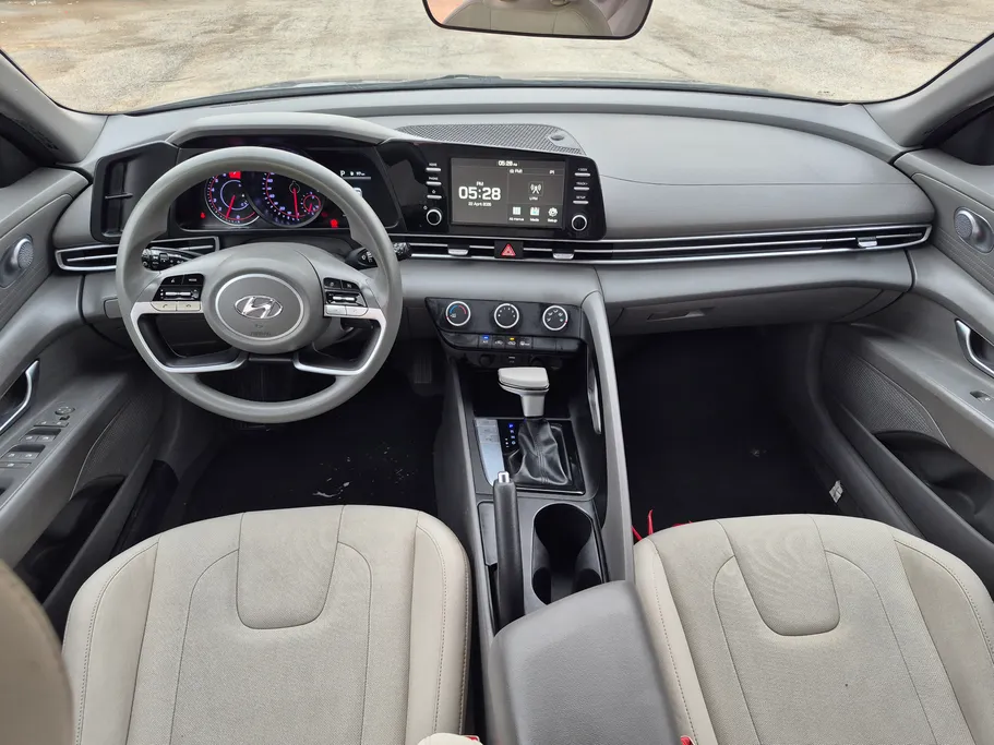 2023 هيونداي Elantra سمارت 