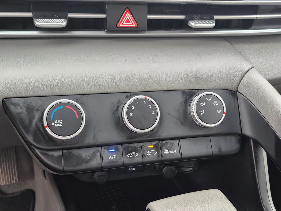 2023 هيونداي Elantra سمارت 