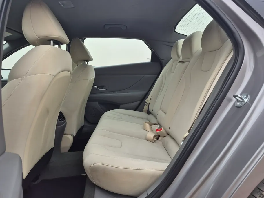 2023 هيونداي Elantra سمارت 