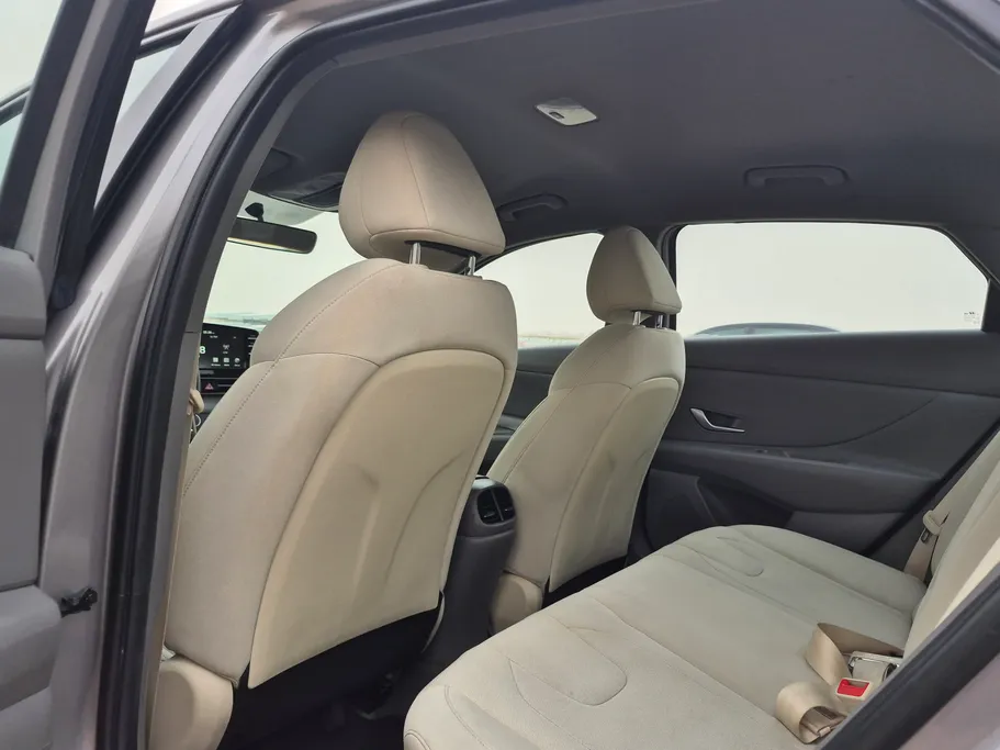 2023 هيونداي Elantra سمارت 