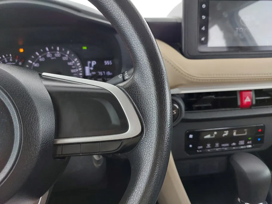 تويوتا يارس Y 2023 