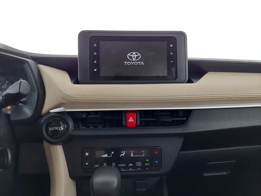 تويوتا يارس Y 2023 