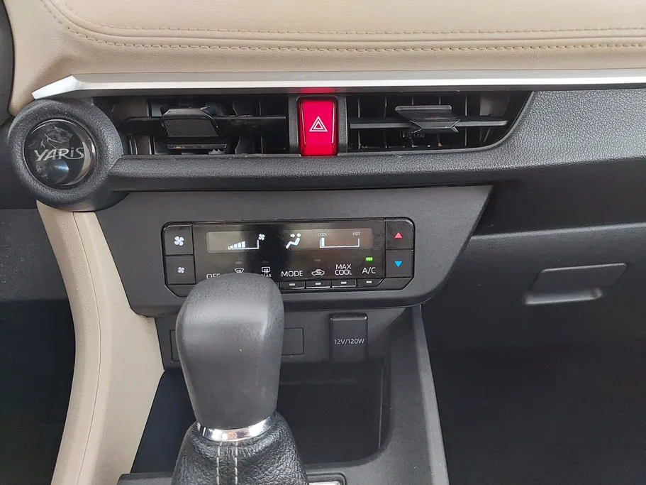 تويوتا يارس Y 2023 