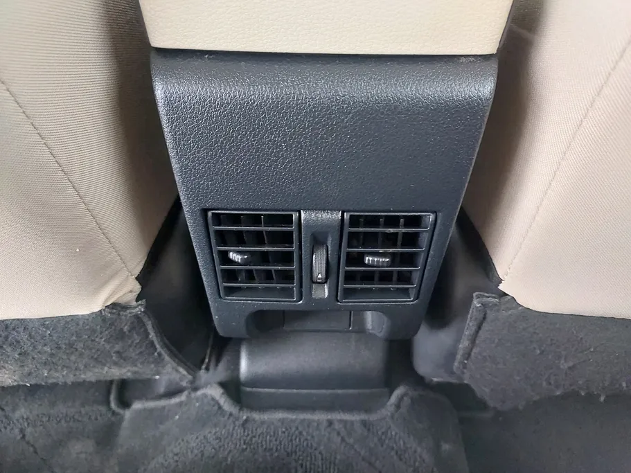 تويوتا يارس Y 2023 