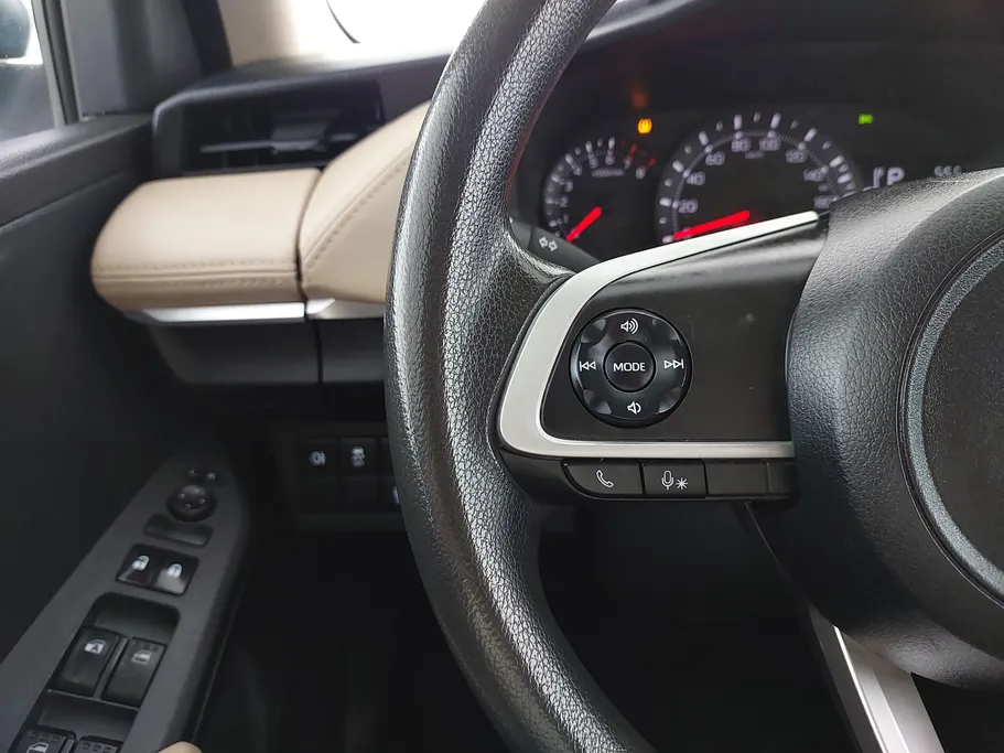 تويوتا يارس Y 2023 