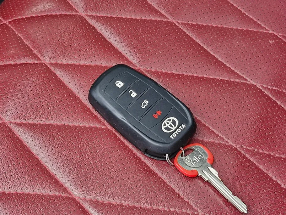 2022 Toyota Land Cruiser GXR2 