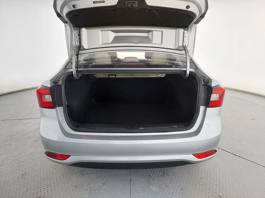 2022 MG 5 STD 