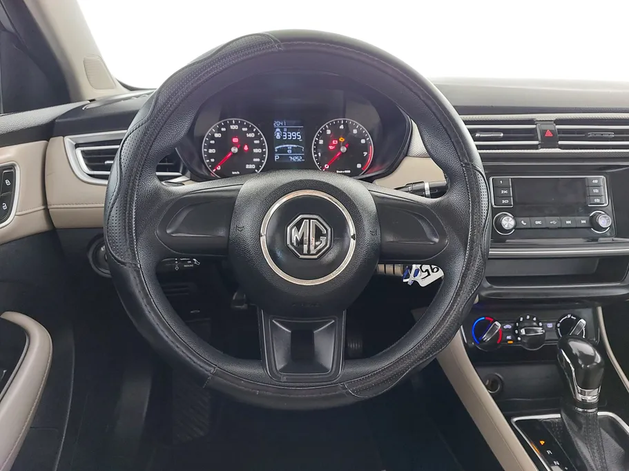 2022 MG 5 STD 