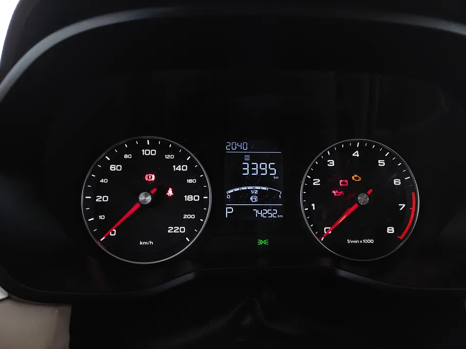 2022 MG 5 STD 