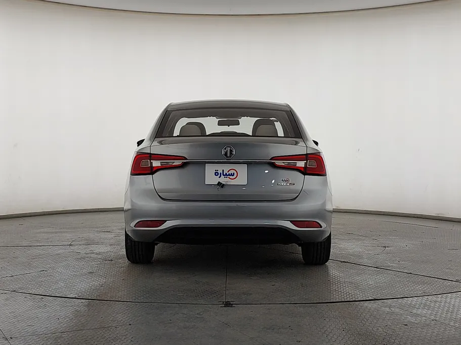 2022 MG 5 STD 