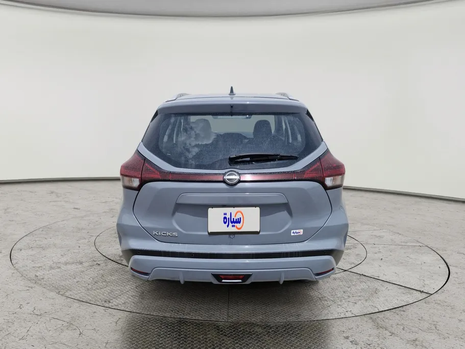 2024 Nissan Kicks S 