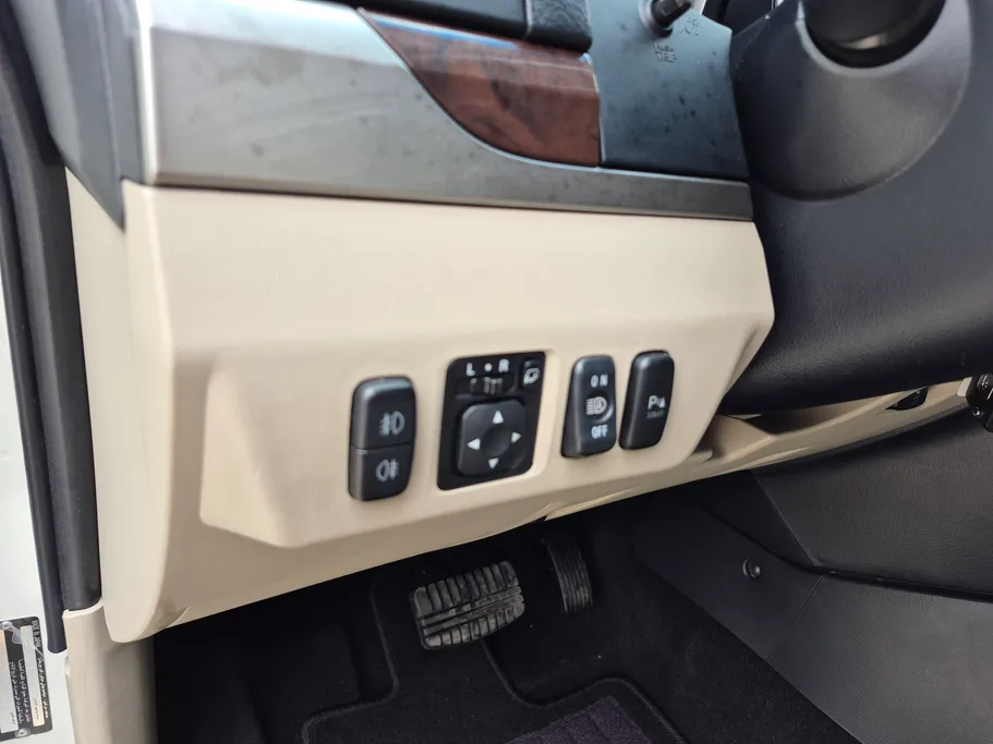 2022 Mitsubishi Pajero GLS 4Doors 