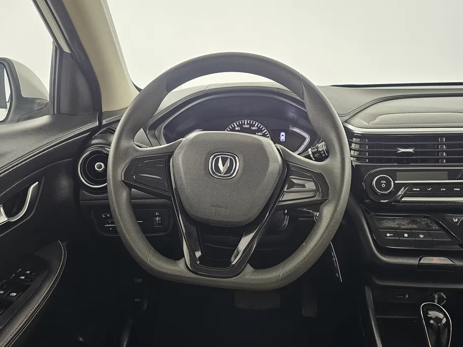 شانجان السفن Basic 2023 