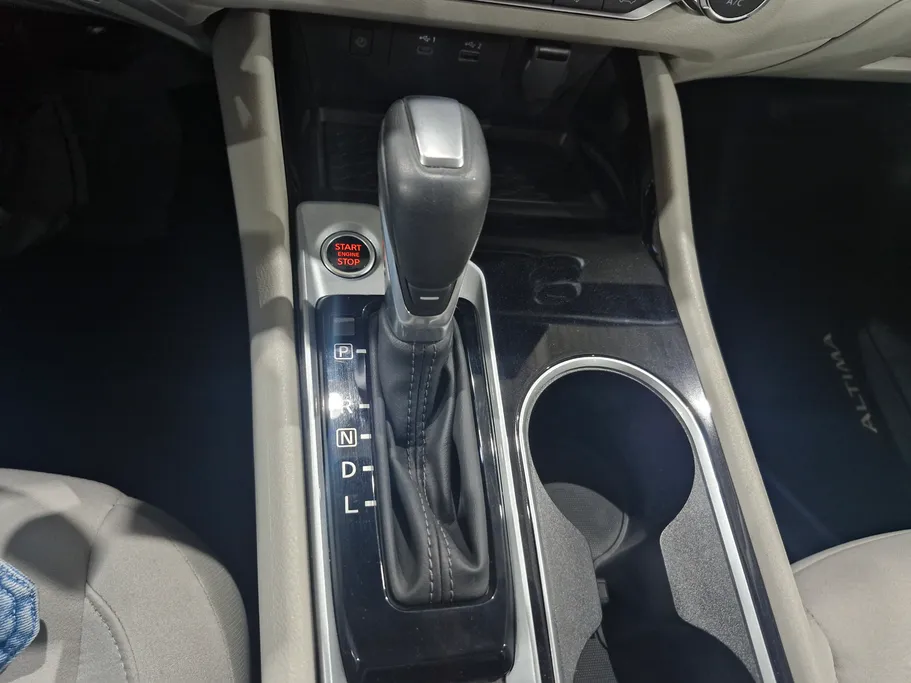 نيسان التيما SV 2025 