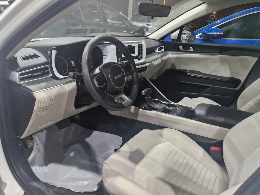 كيا K5 LX 2023 