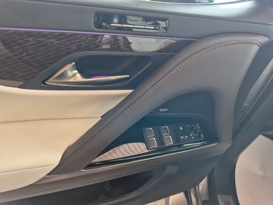 لكزس LX 600 BB Elite 2025 