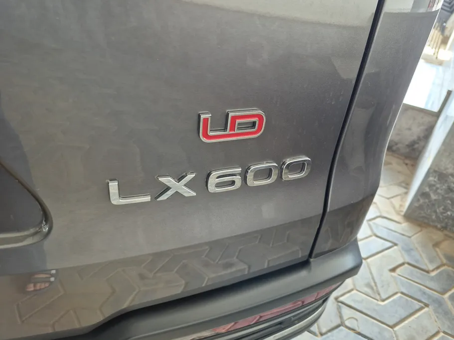 لكزس LX 600 BB Elite 2025 