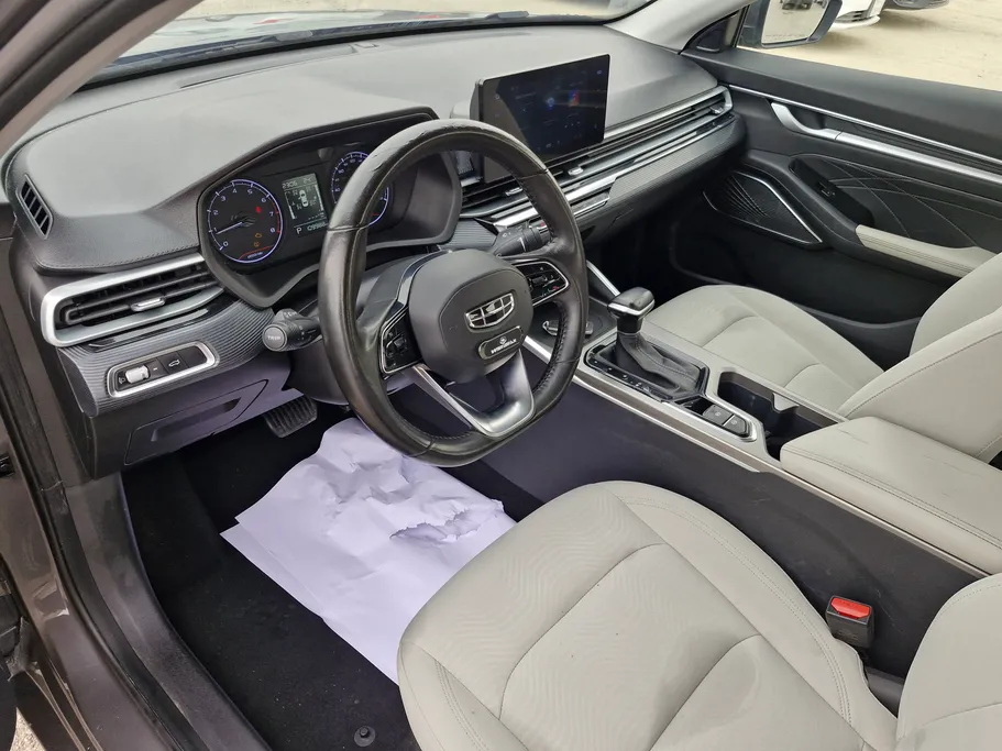 جيلي امجراند GS 2024 