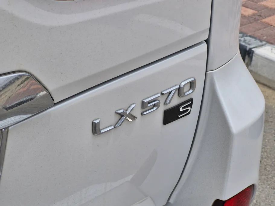 لكزس LX 570 S Sport 2021 