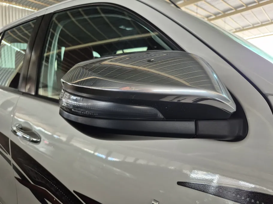 تويوتا هايلكس SGLX 4X4 MT DSL 2022 