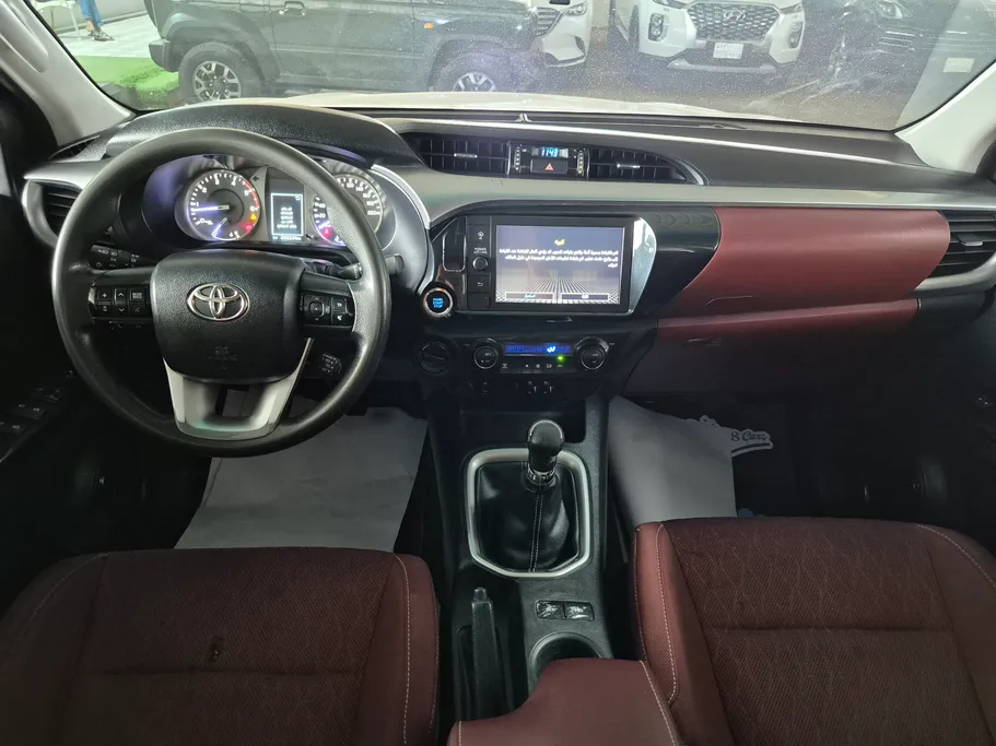 تويوتا هايلكس SGLX 4X4 MT DSL 2022 