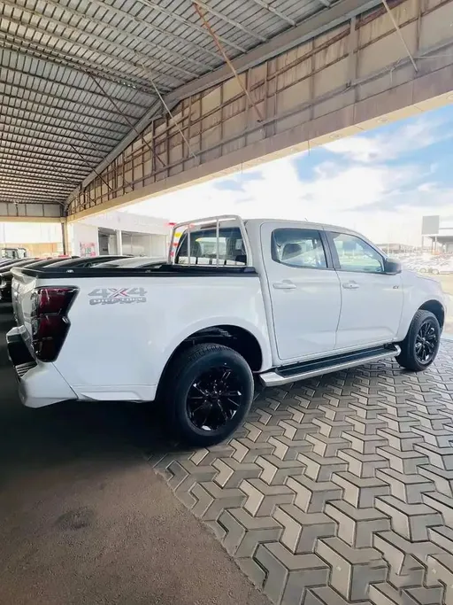 2026 Isuzu D-max GT 