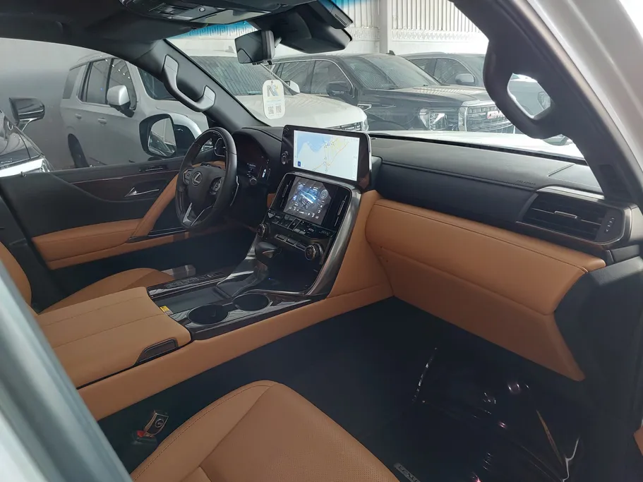 لكزس LX 600 BB Elite 2025 