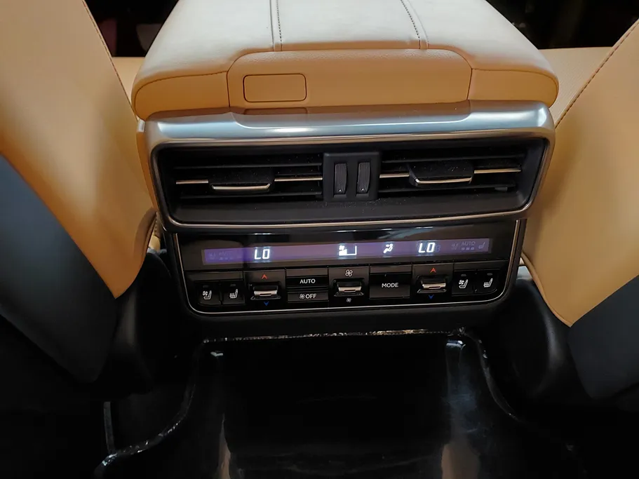 لكزس LX 600 BB Elite 2025 