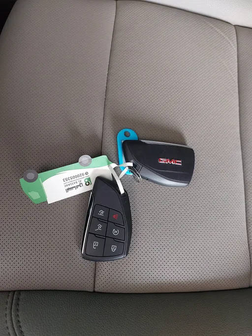 2025 GMC Yukon Elevation 