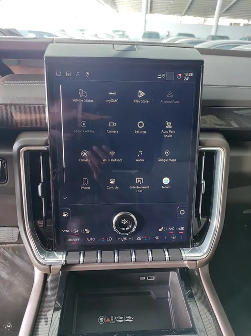 2025 GMC Yukon Elevation 