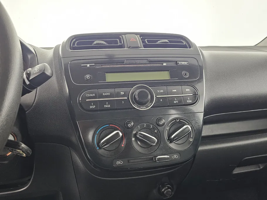 2021 Mitsubishi Attrage GLX LL 