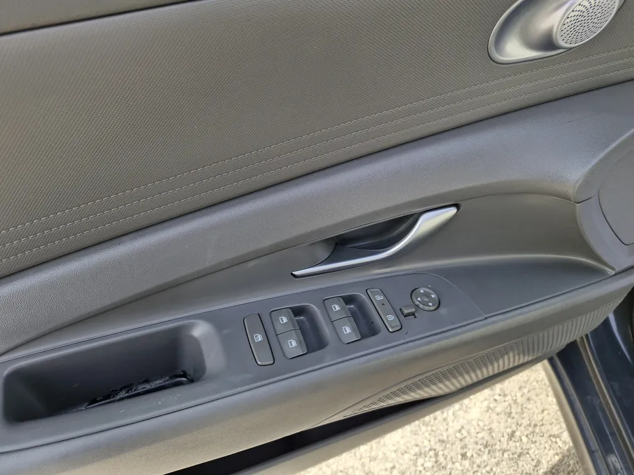 2024 Hyundai Elantra Fleet 